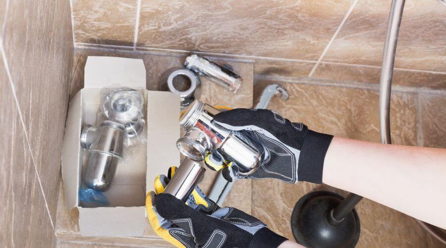 Professional gutter cleaning in Fincastle, VA